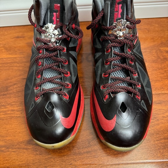 LeBron 10+ Sport Pack Pressure Size 11 - Picture 8 of 11